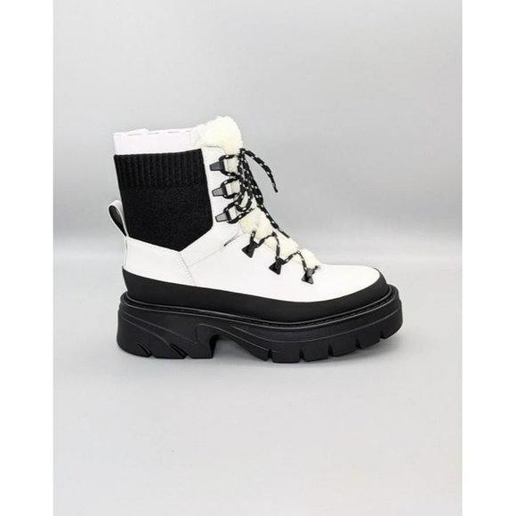 NIB Marc Fisher LTD Izuma Women's Lug Sole Bootie White Size 10 M (MSRP $259) - Picture 2 of 6